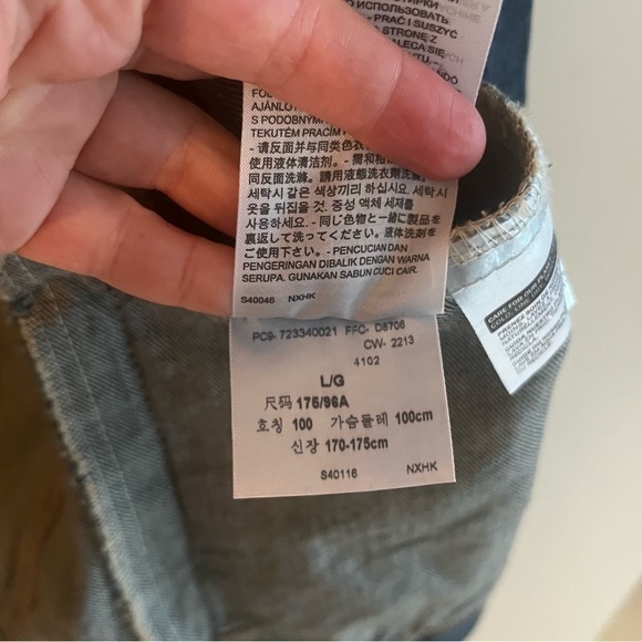 Levi’s Trucker Denim Jacket - Picture 14 of 14